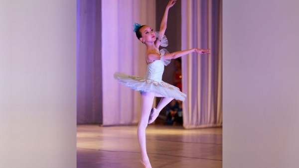 11 настай Б.Анхзул охин Олон улсын балетын тэмцээнээс Хүрэл медаль хүртлээ
